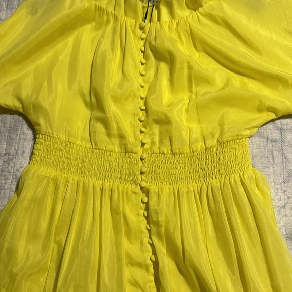 NWT Alice and Olivia brand, Kiara puff sleeve size 6/neon key-lime color dress - Picture 5 of 11